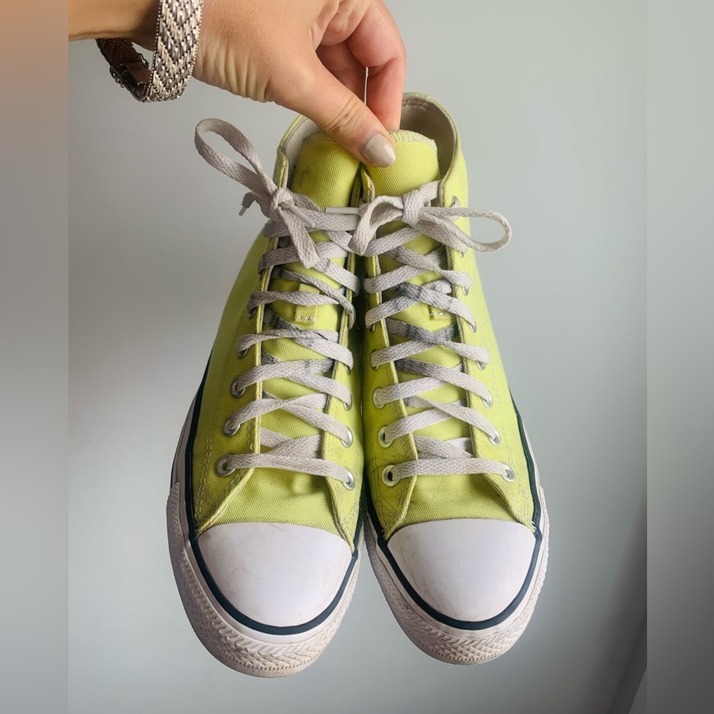 Converse all star bright lemon yellow ✨